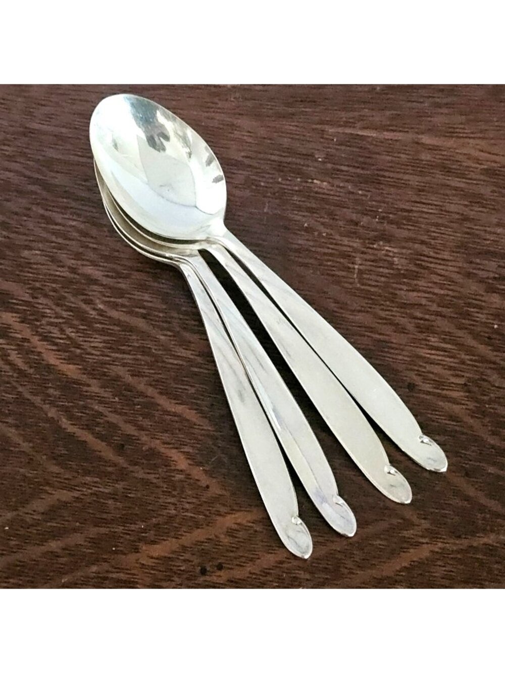 4 Oneida Lady Barbara Soup Spoons 7" Rogers silverplate delicate elegant dining